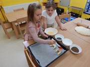 Pečeme ve školce - od zrníčka po rohlík